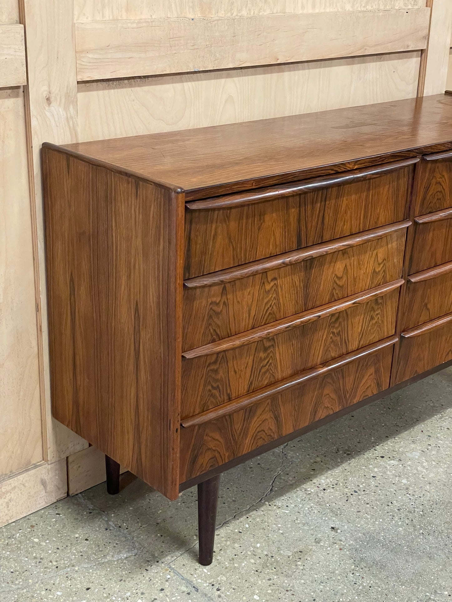 Rosewood Dresser