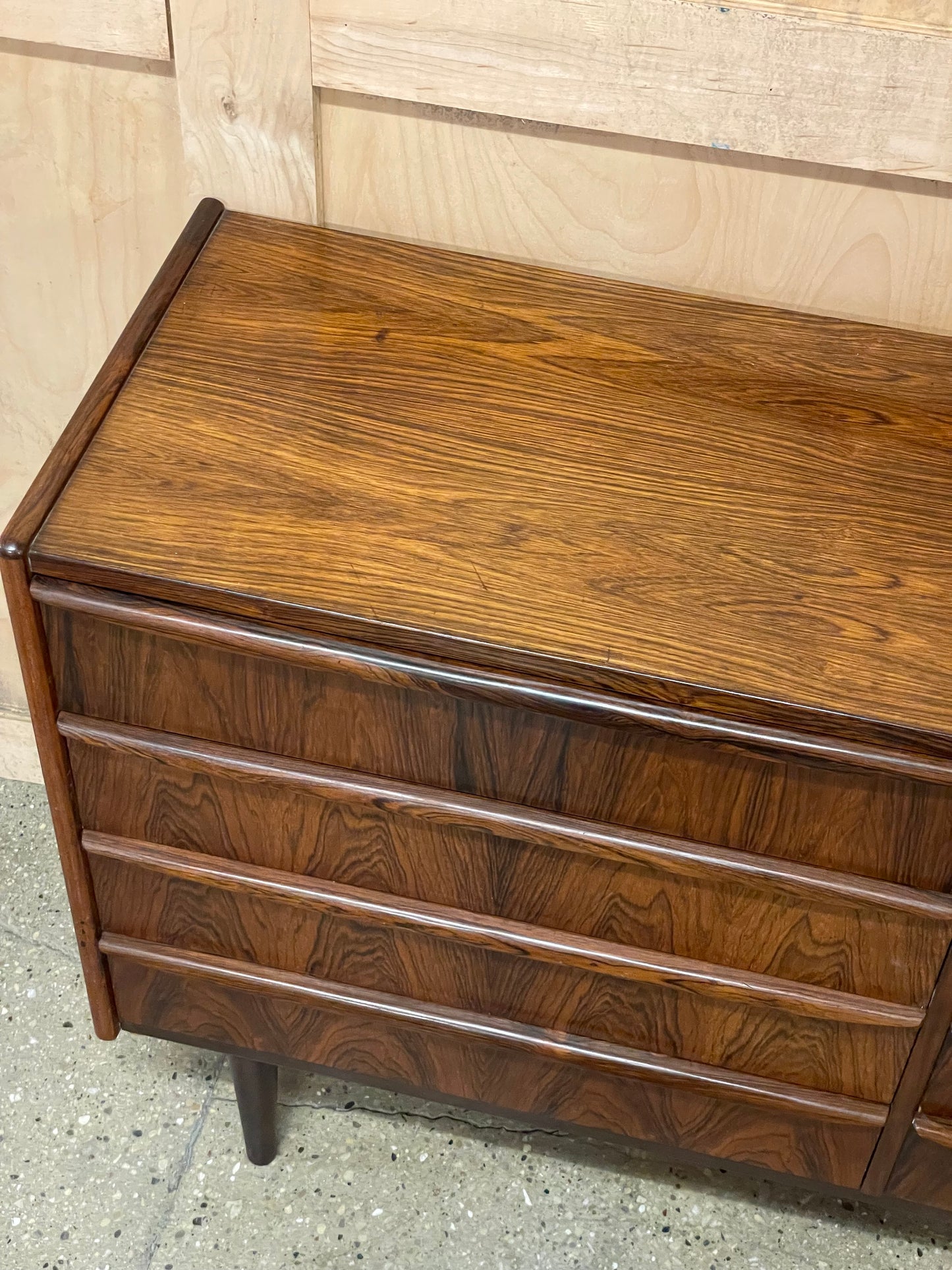Rosewood Dresser