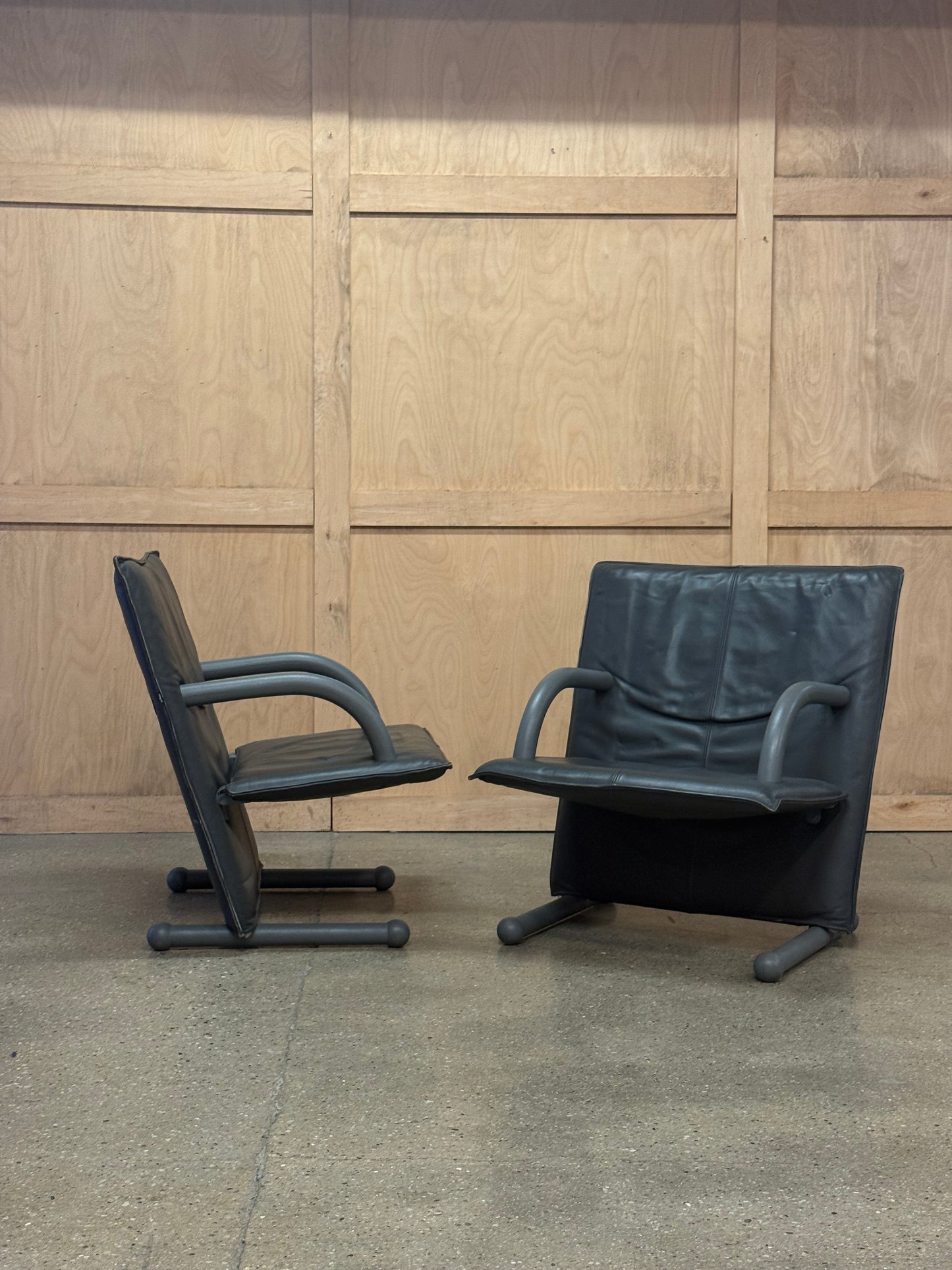 T-Line Chairs