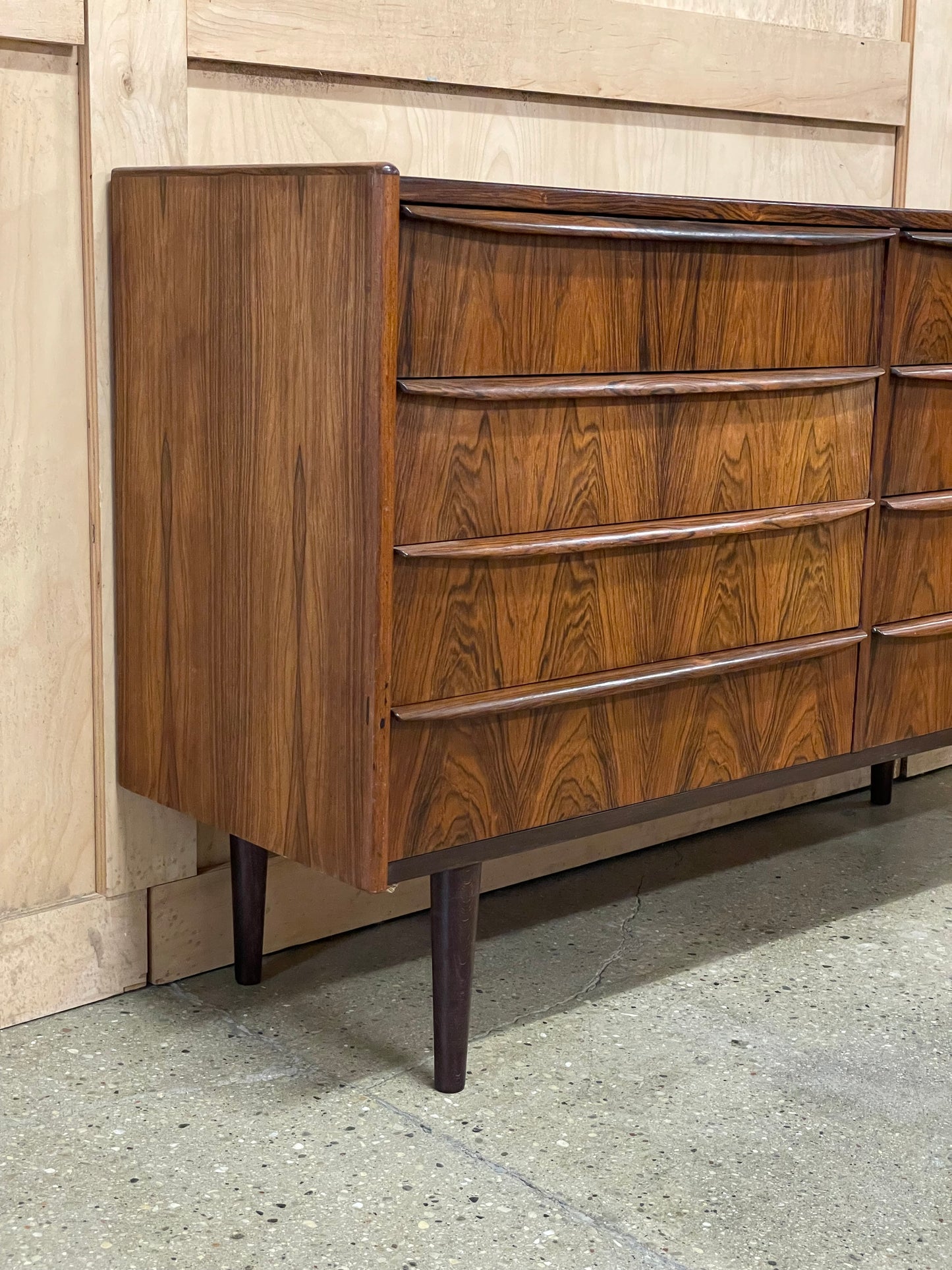 Rosewood Dresser