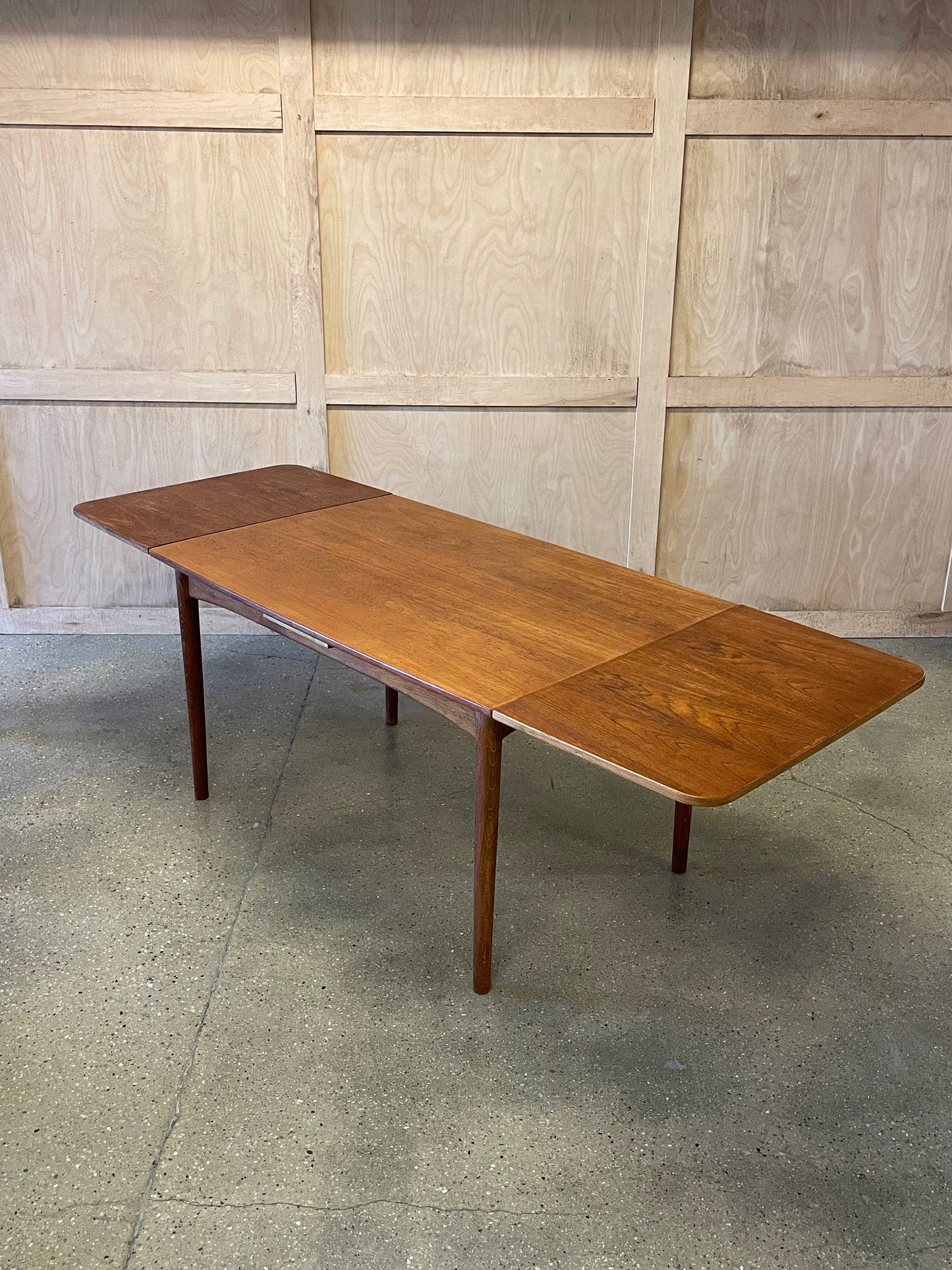 Hans Wegner Dining Table