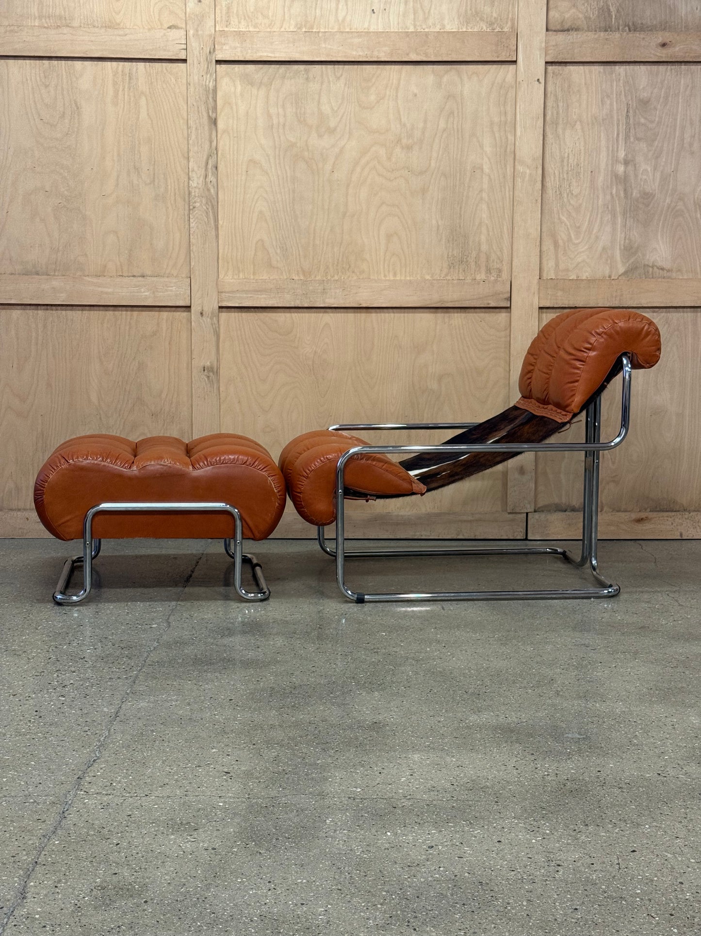 Tucroma Sling Lounge Chair