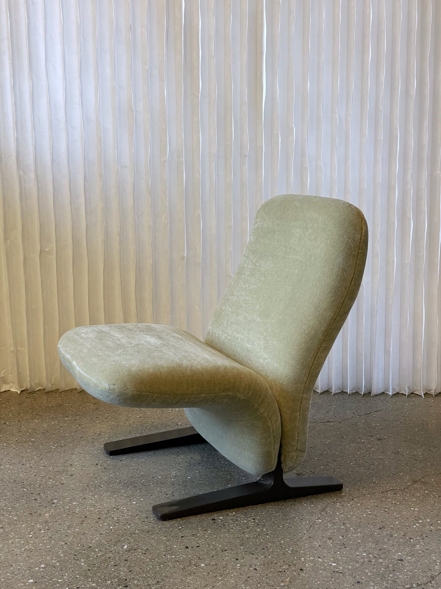 Concorde Chair