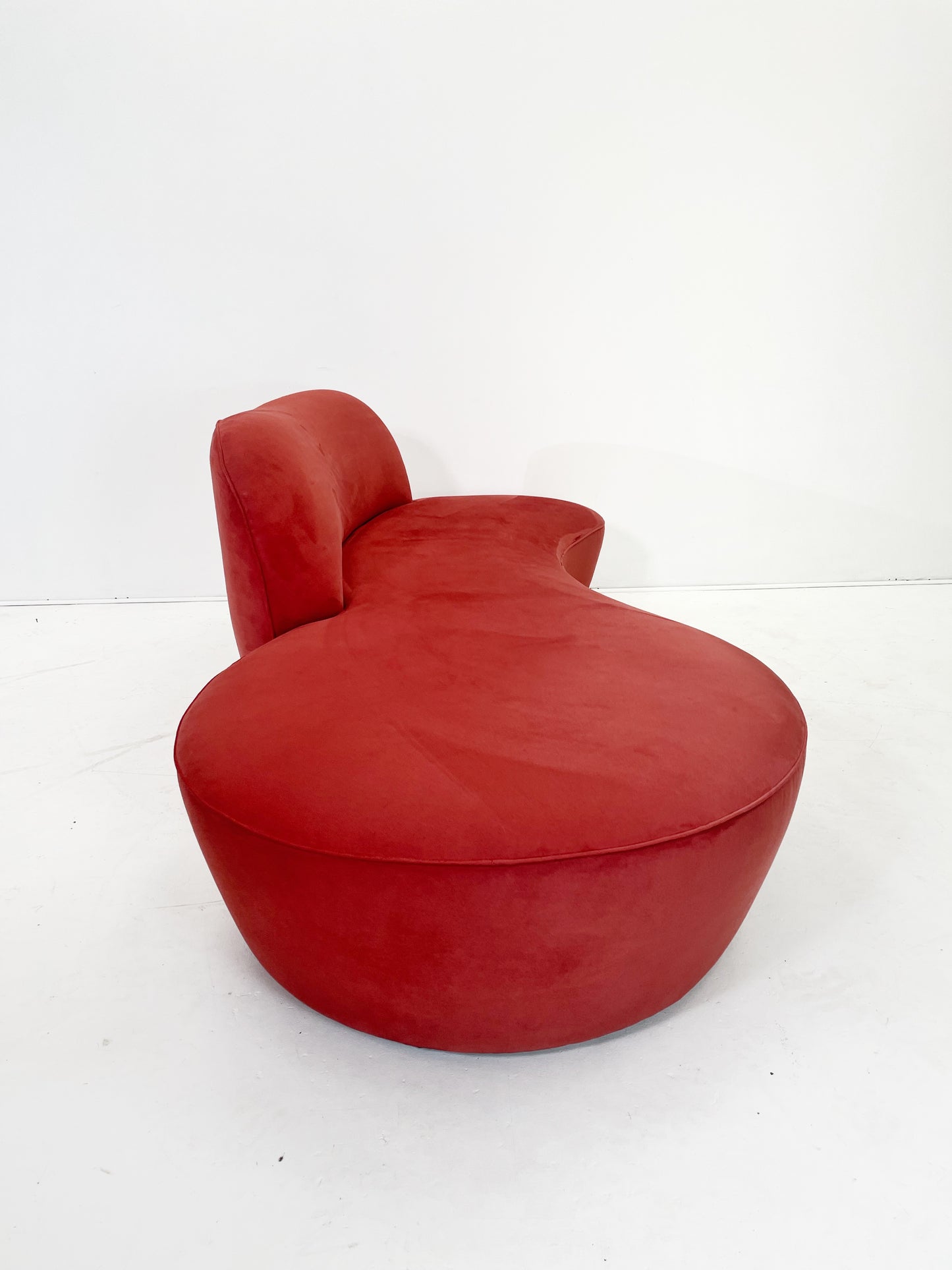 Vladimir Kagan “Zoe” Sofa