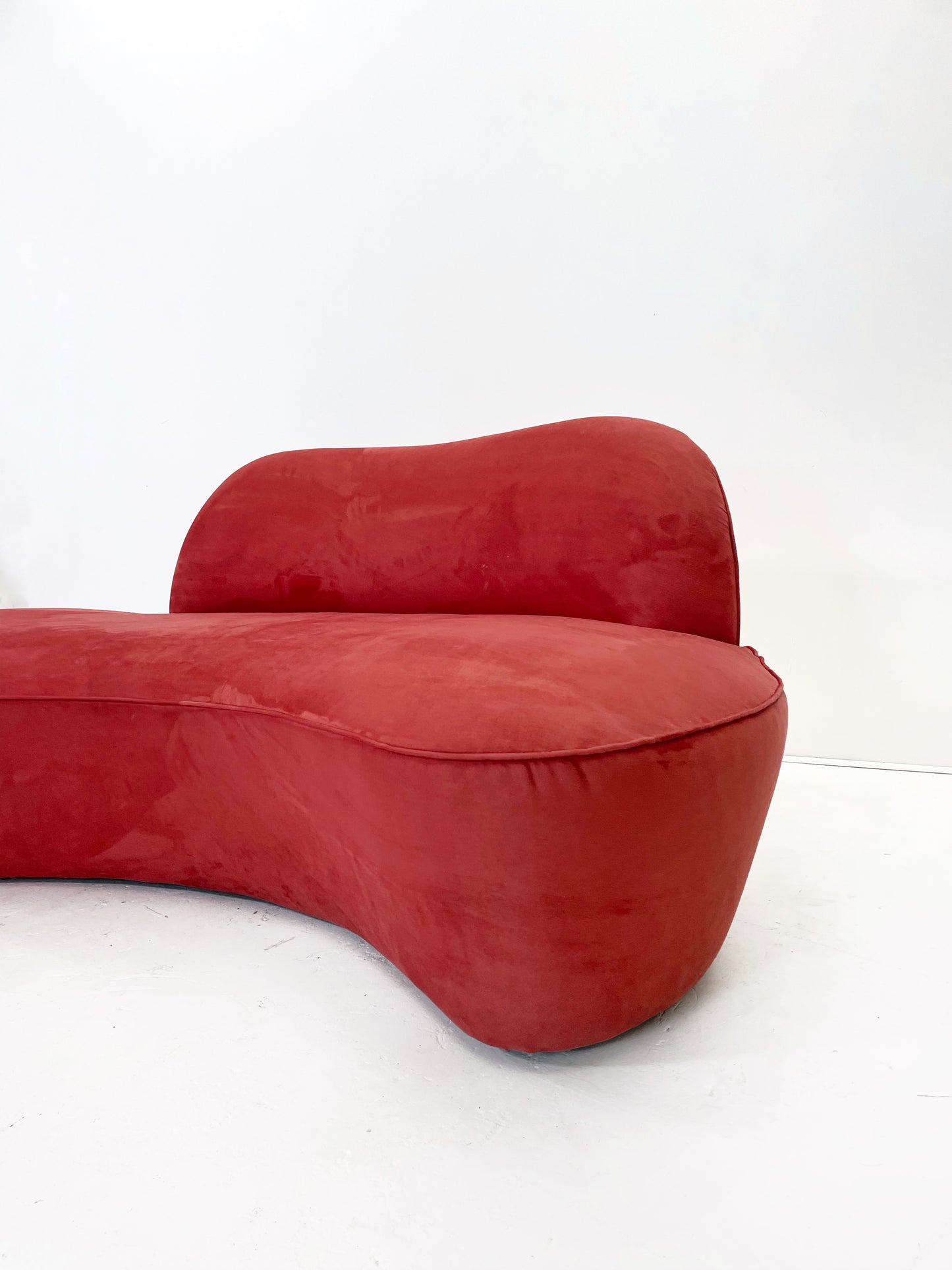 Vladimir Kagan “Zoe” Sofa