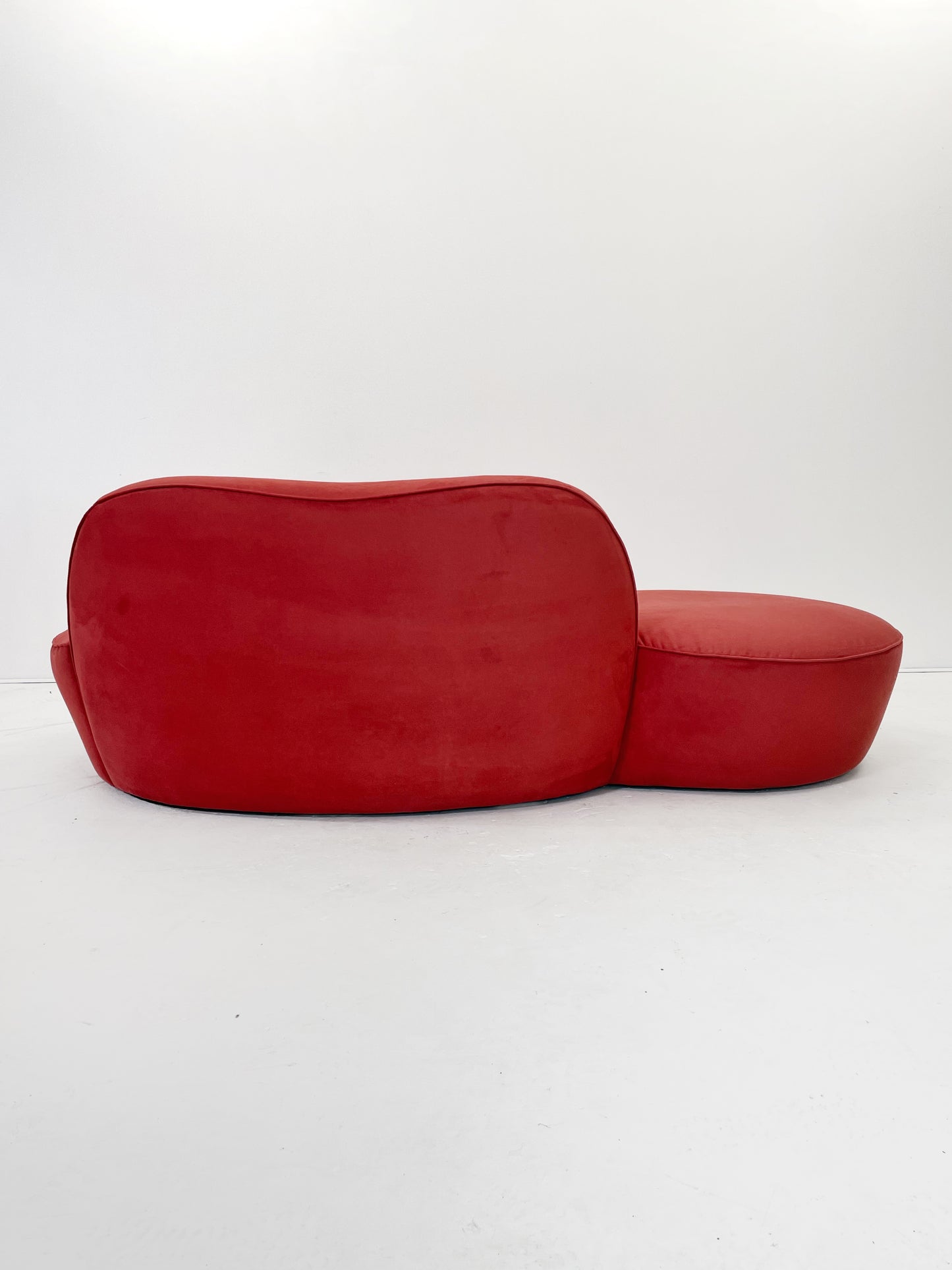 Vladimir Kagan “Zoe” Sofa