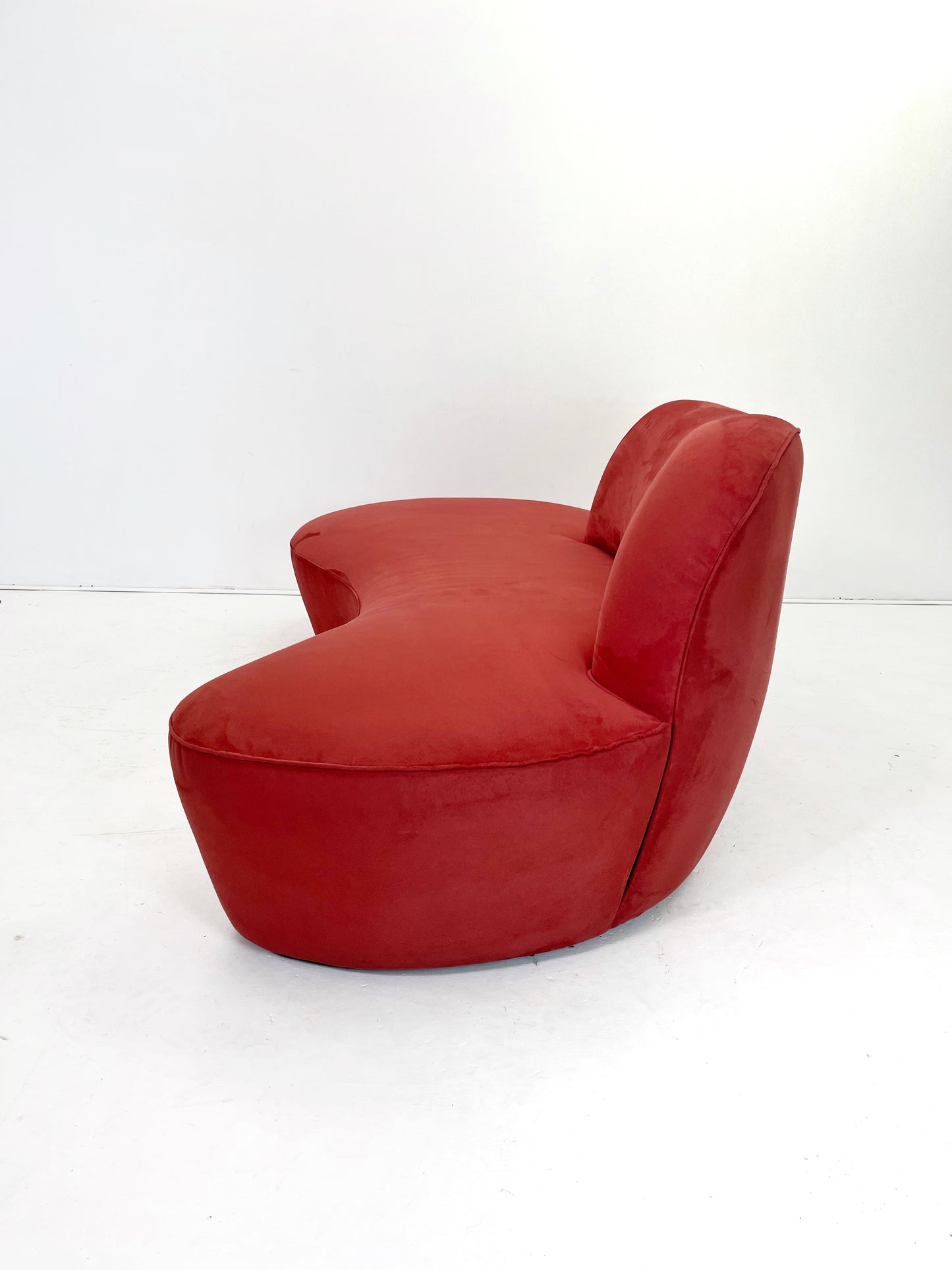 Vladimir Kagan “Zoe” Sofa