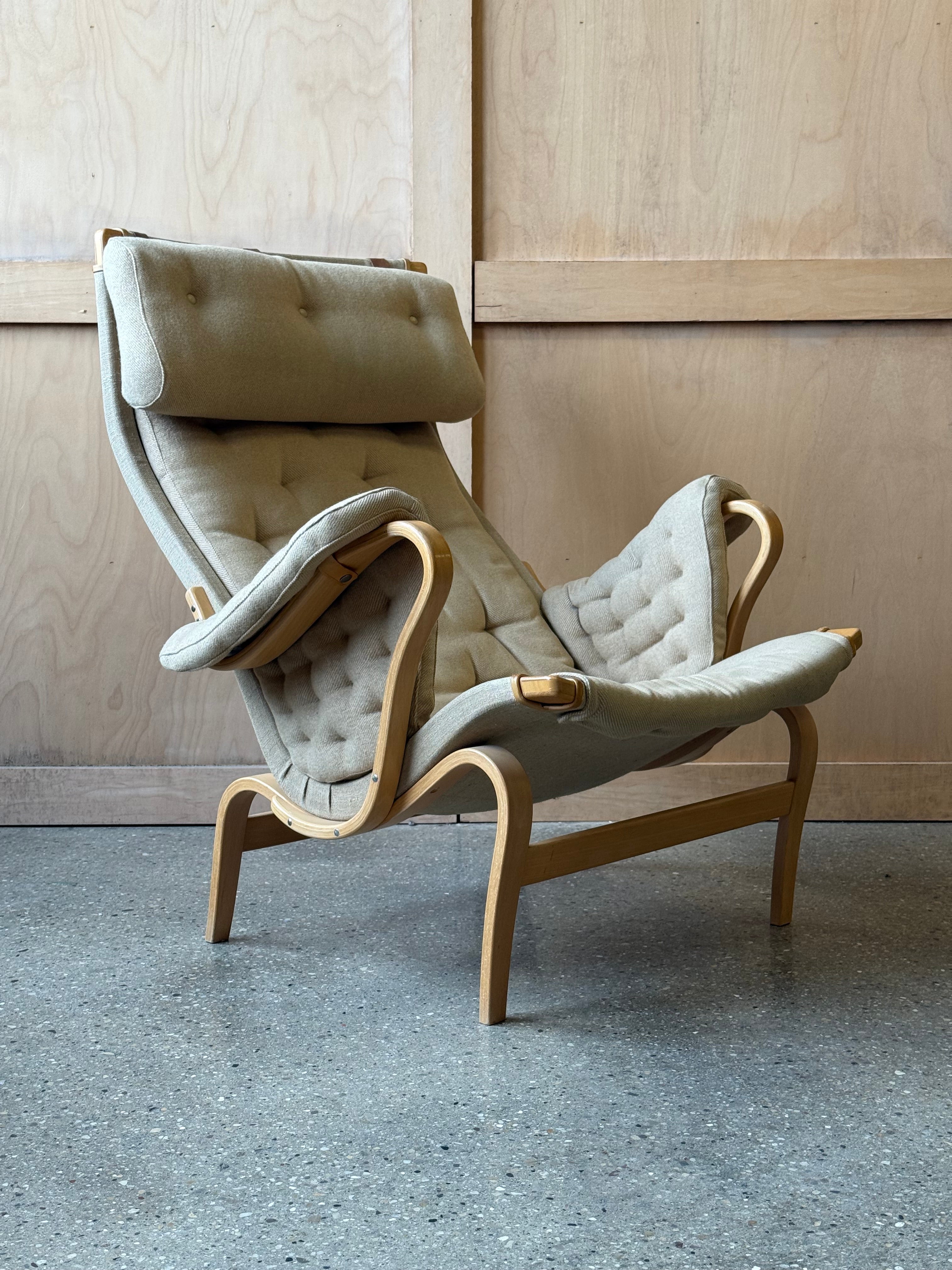Pernilla Chair