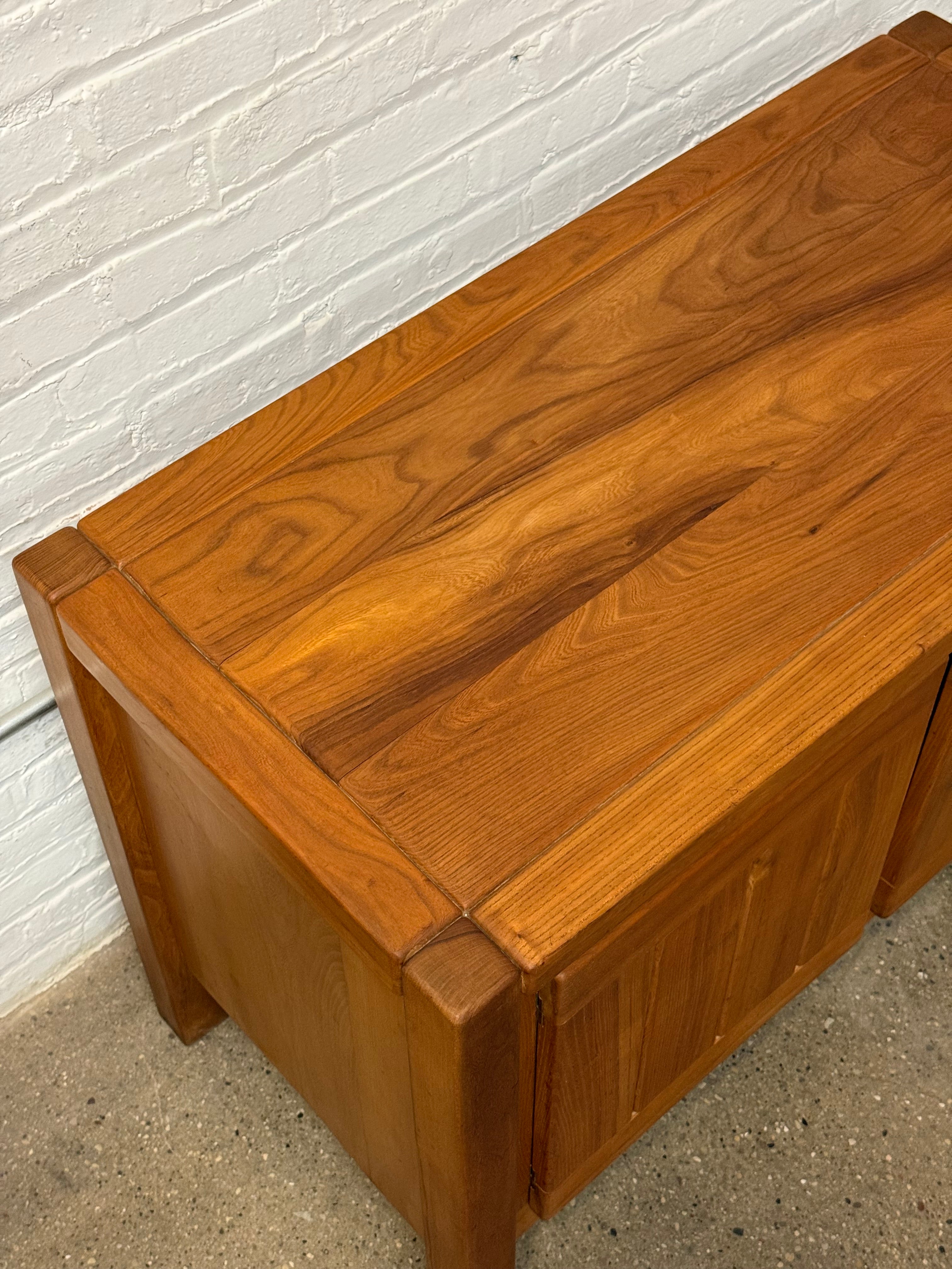 Maison Regaine Cabinet