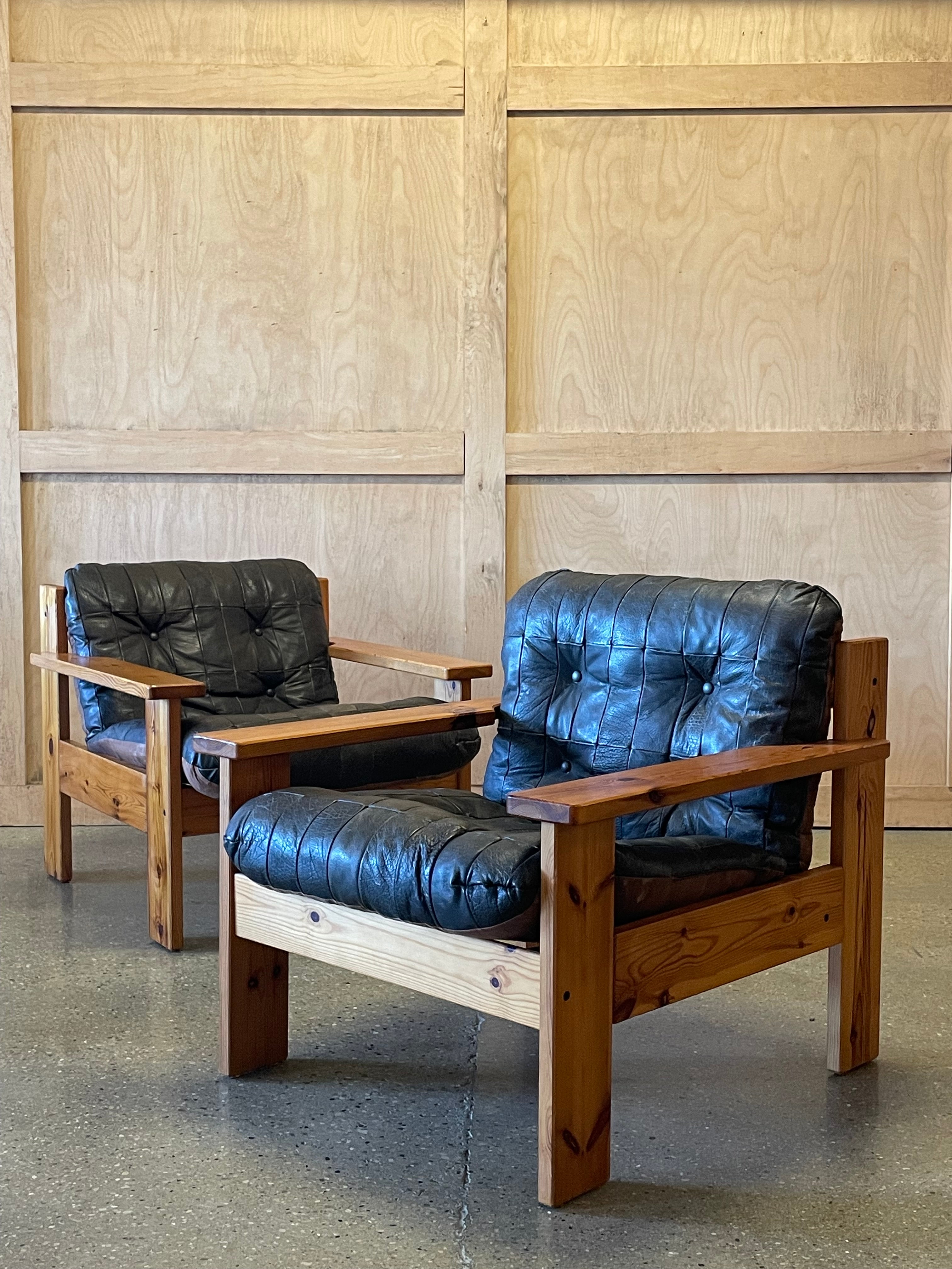 Pair of Pine Lounge Chairs