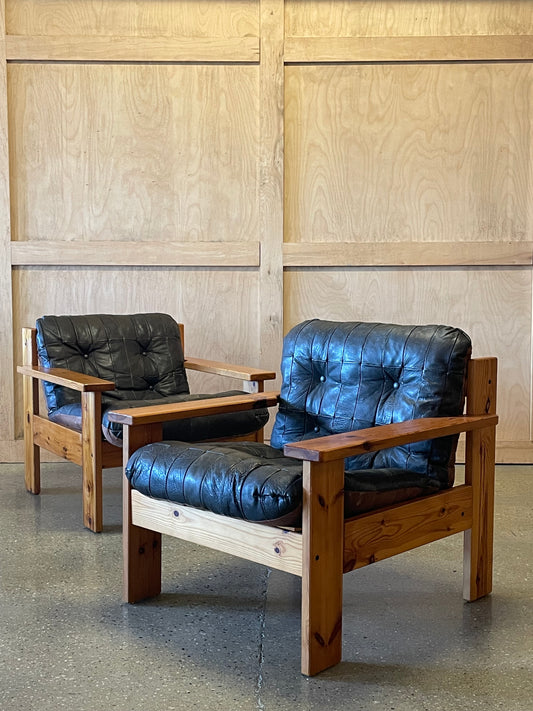 Pair of Pine Lounge Chairs