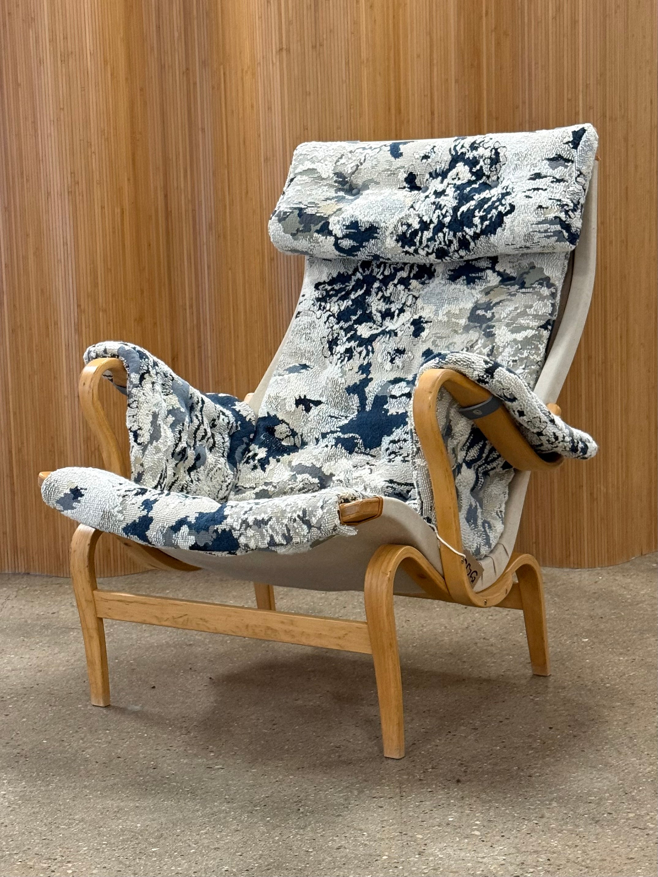 Pernilla Chair