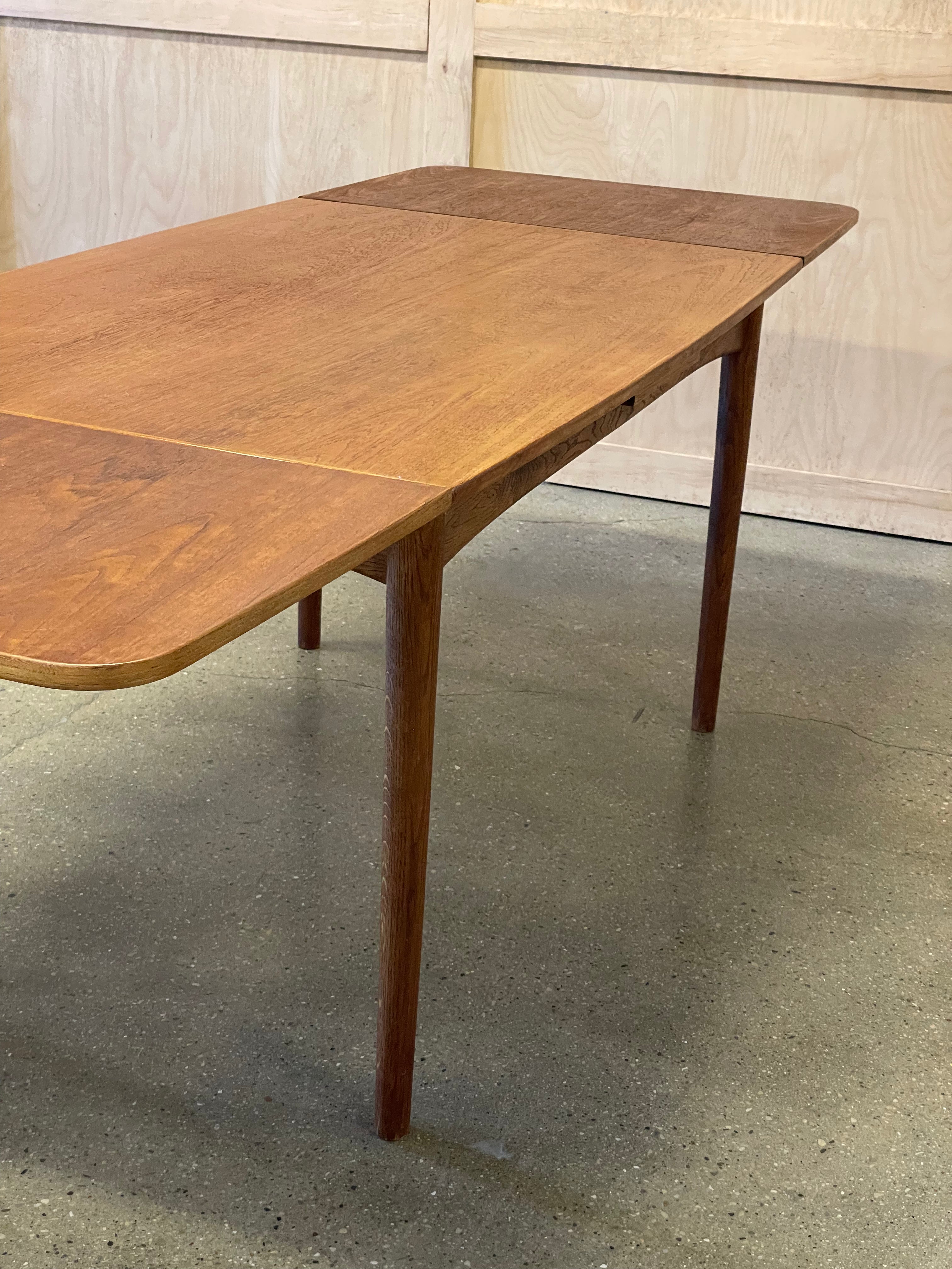 Hans Wegner Dining Table