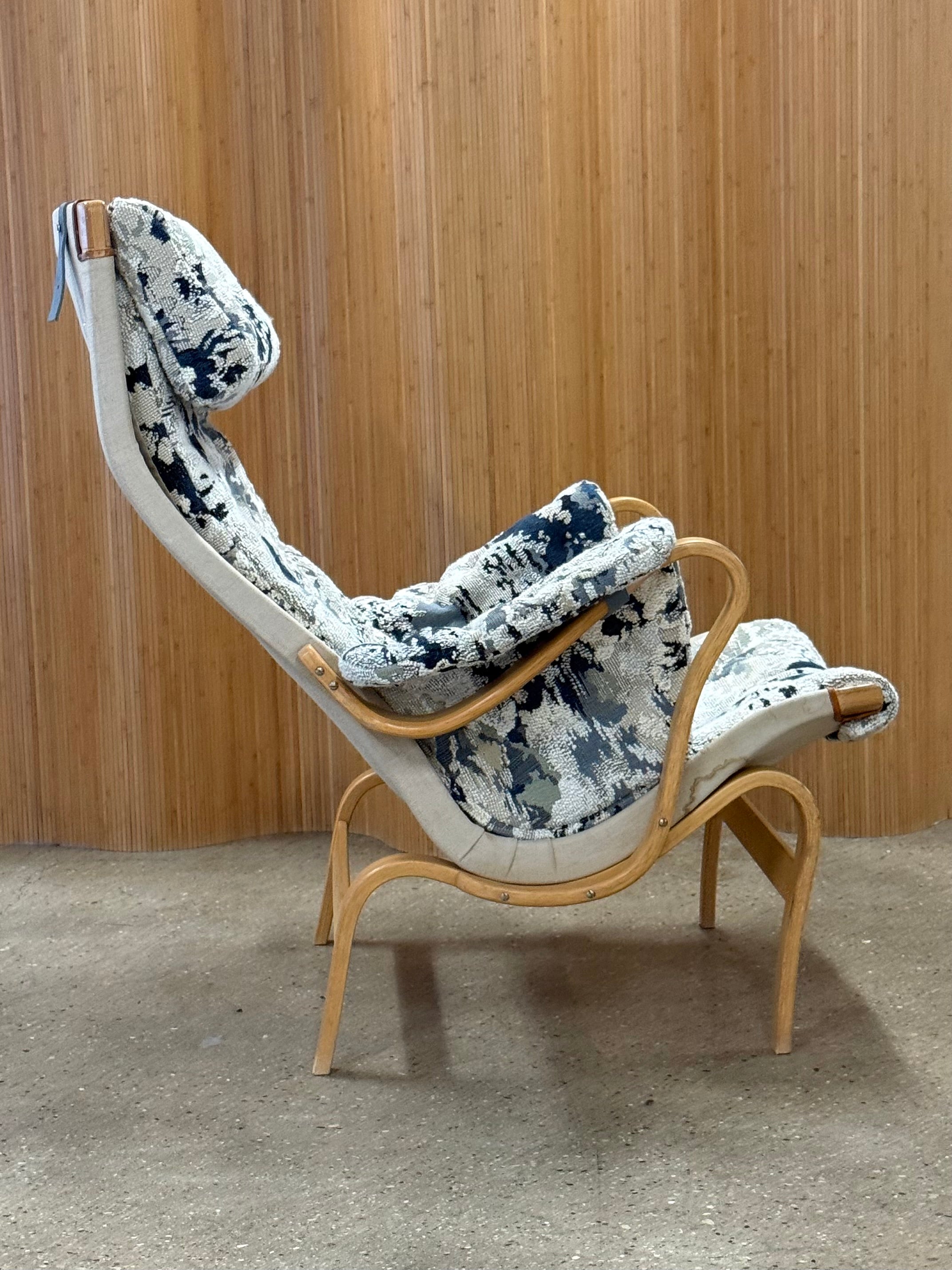 Pernilla Chair