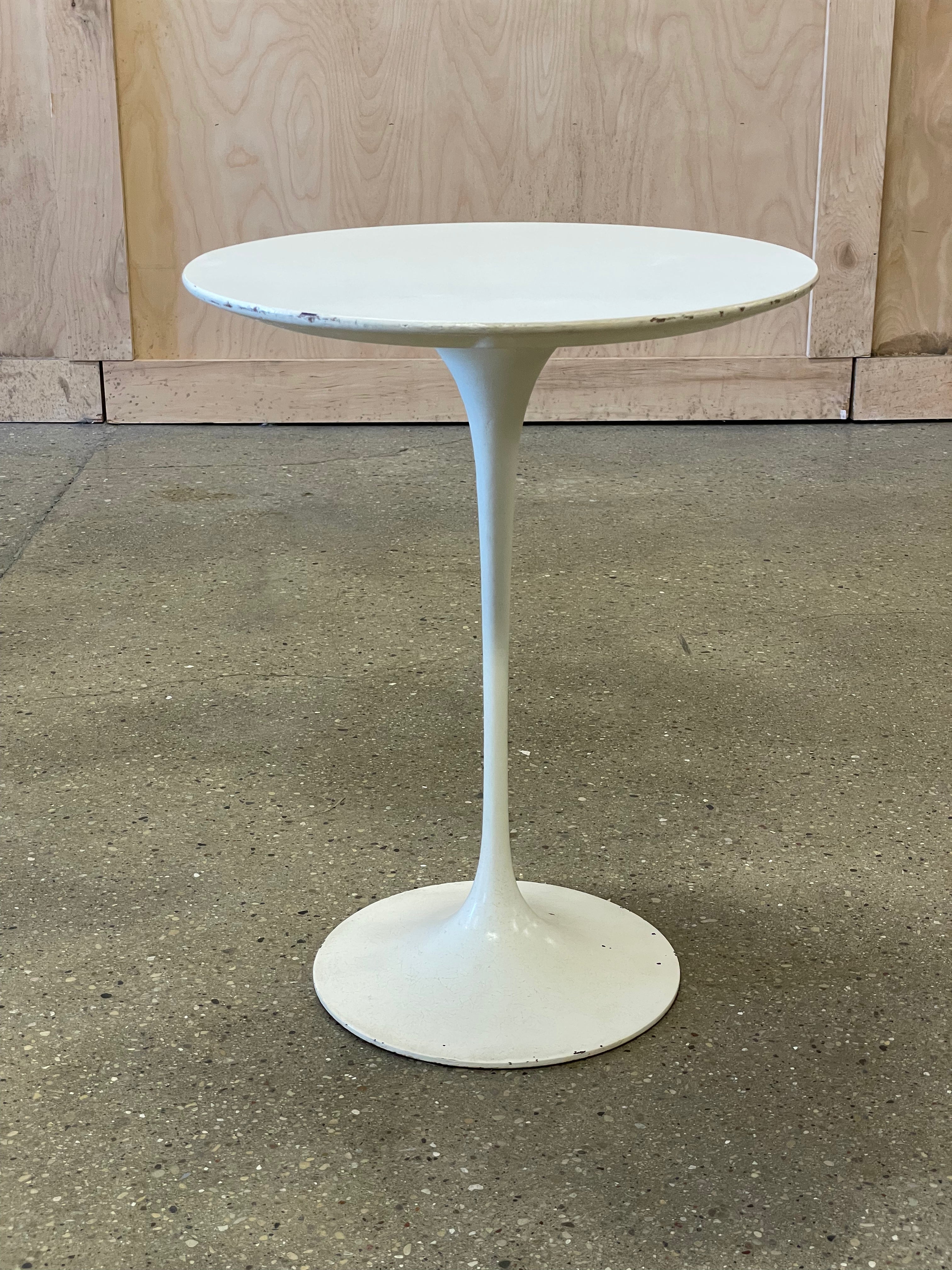Saarinen Tulip Table