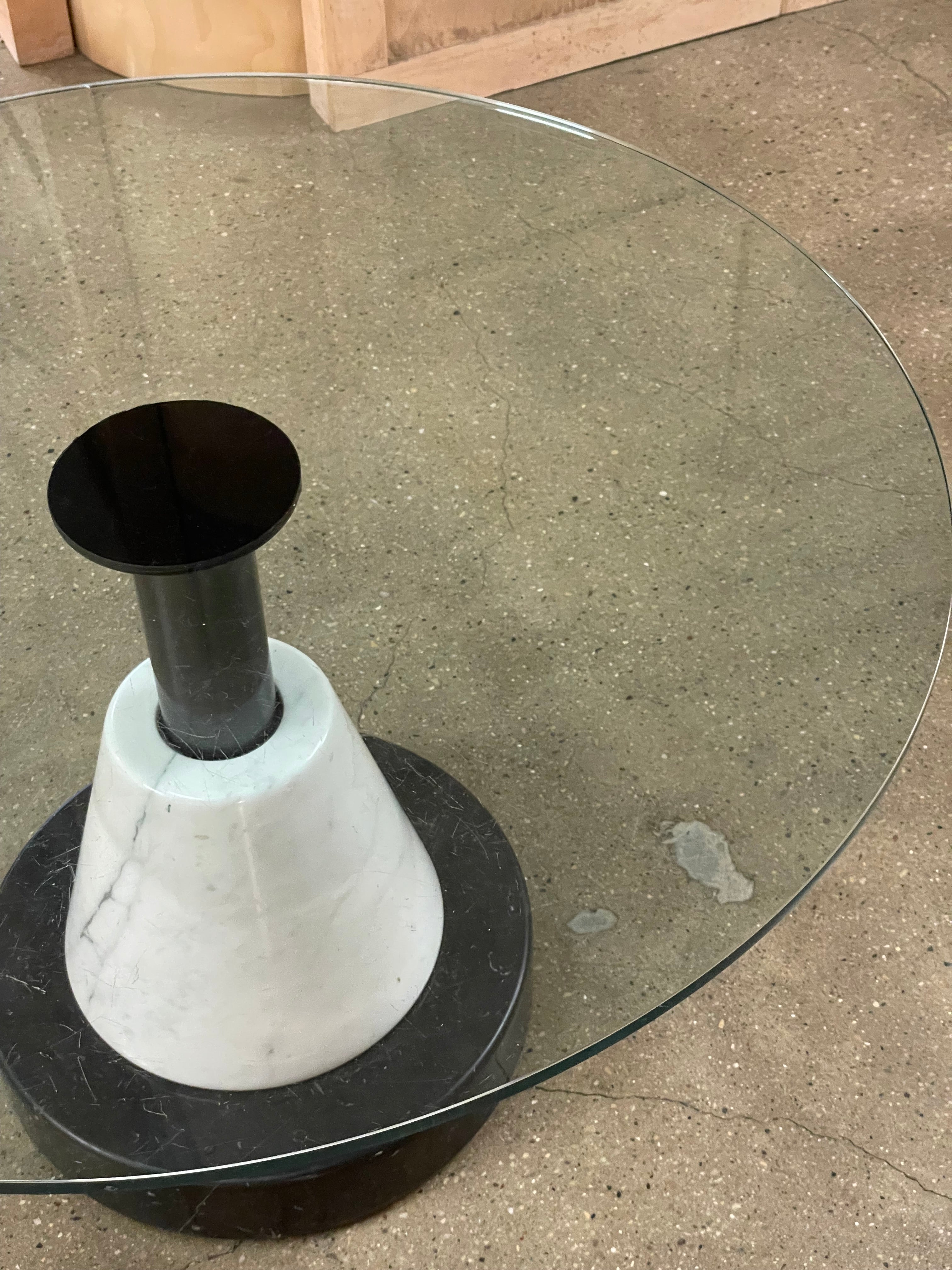 Menhir Table