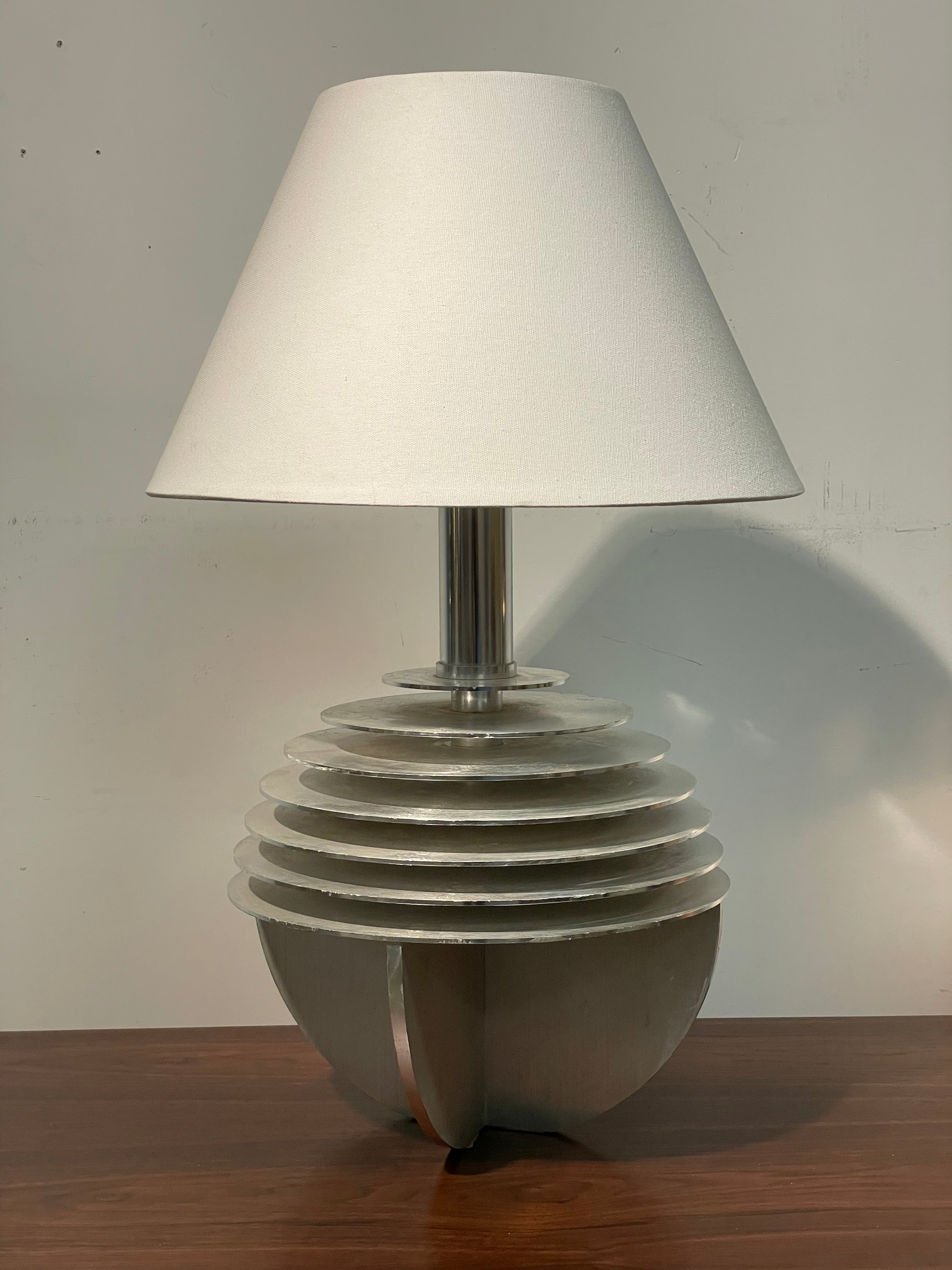 Saturn Lamp by Banci