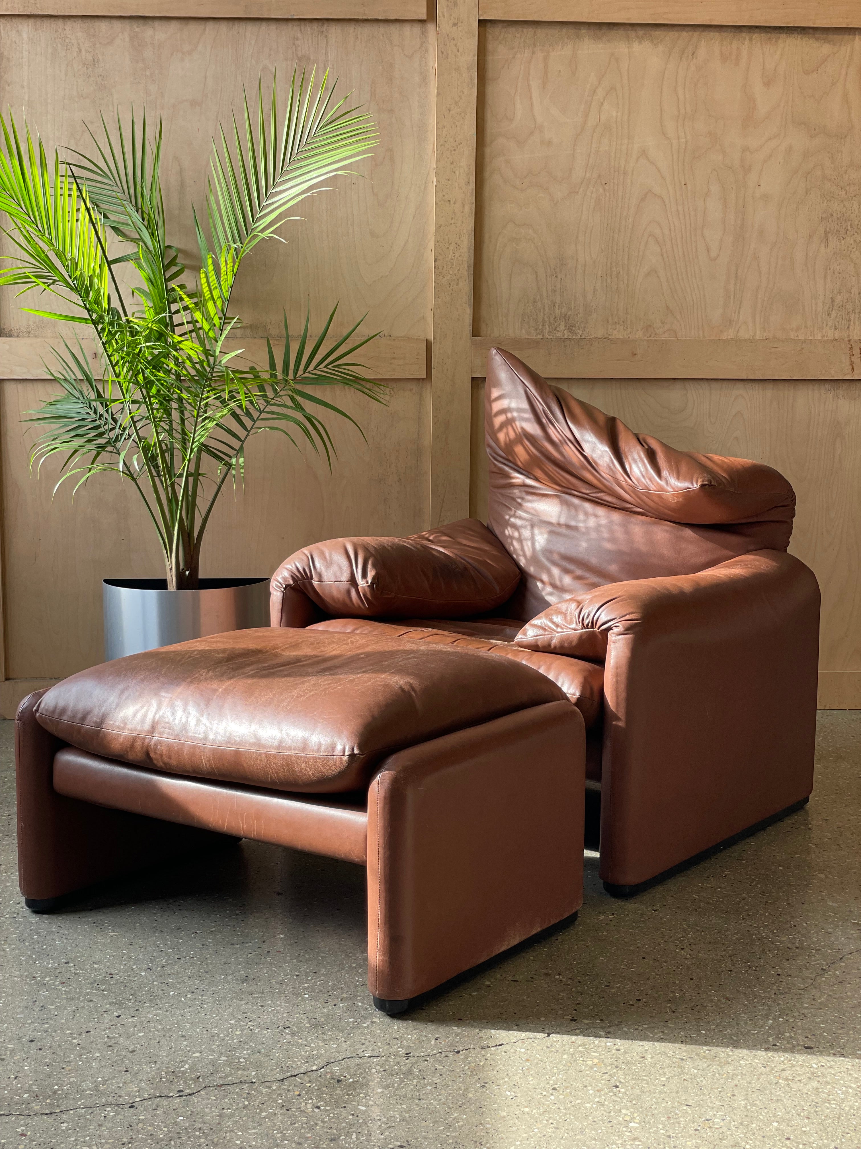 Maralunga chair and ottoman