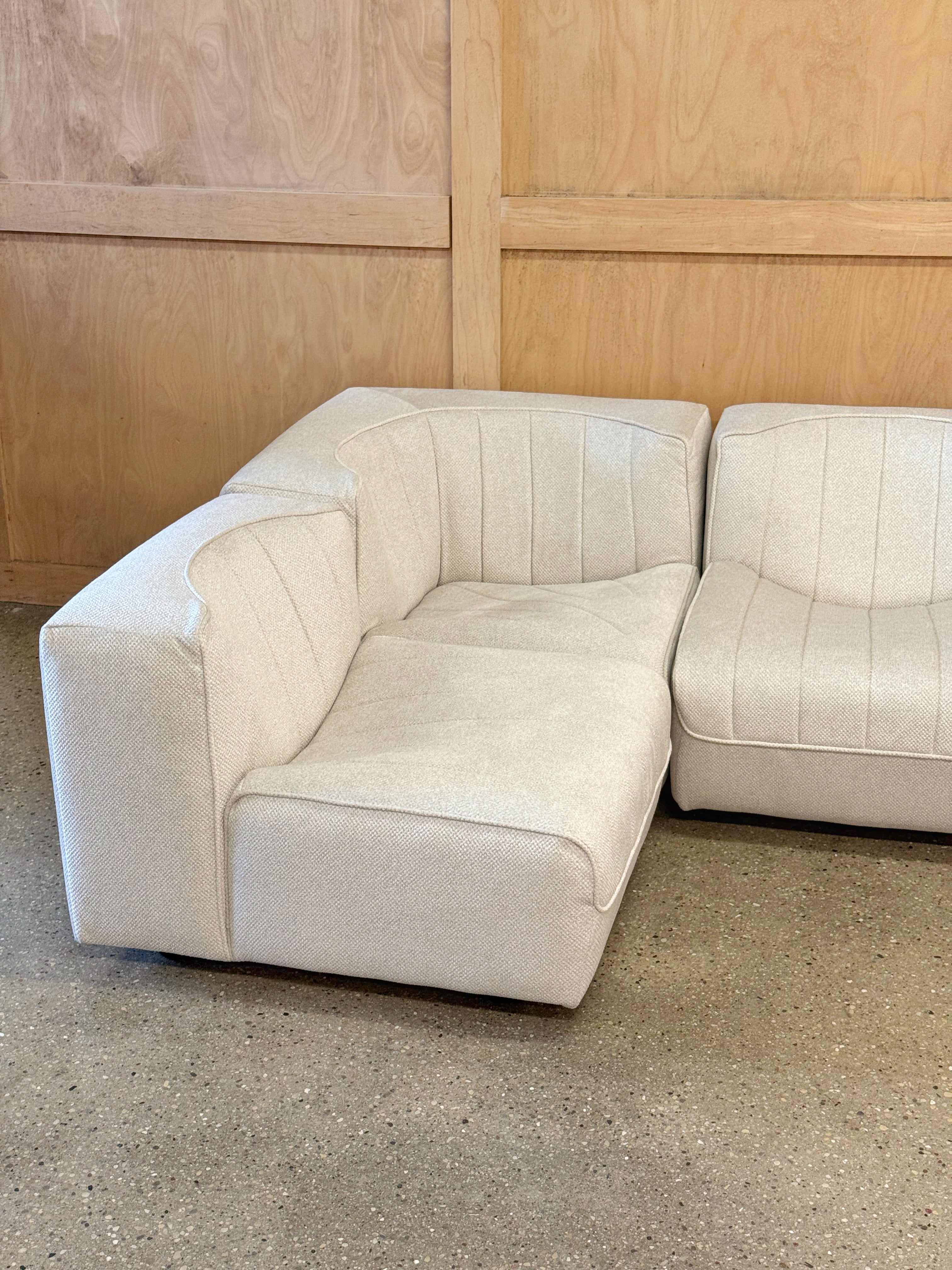 Tito Agnoli 9000 sofa