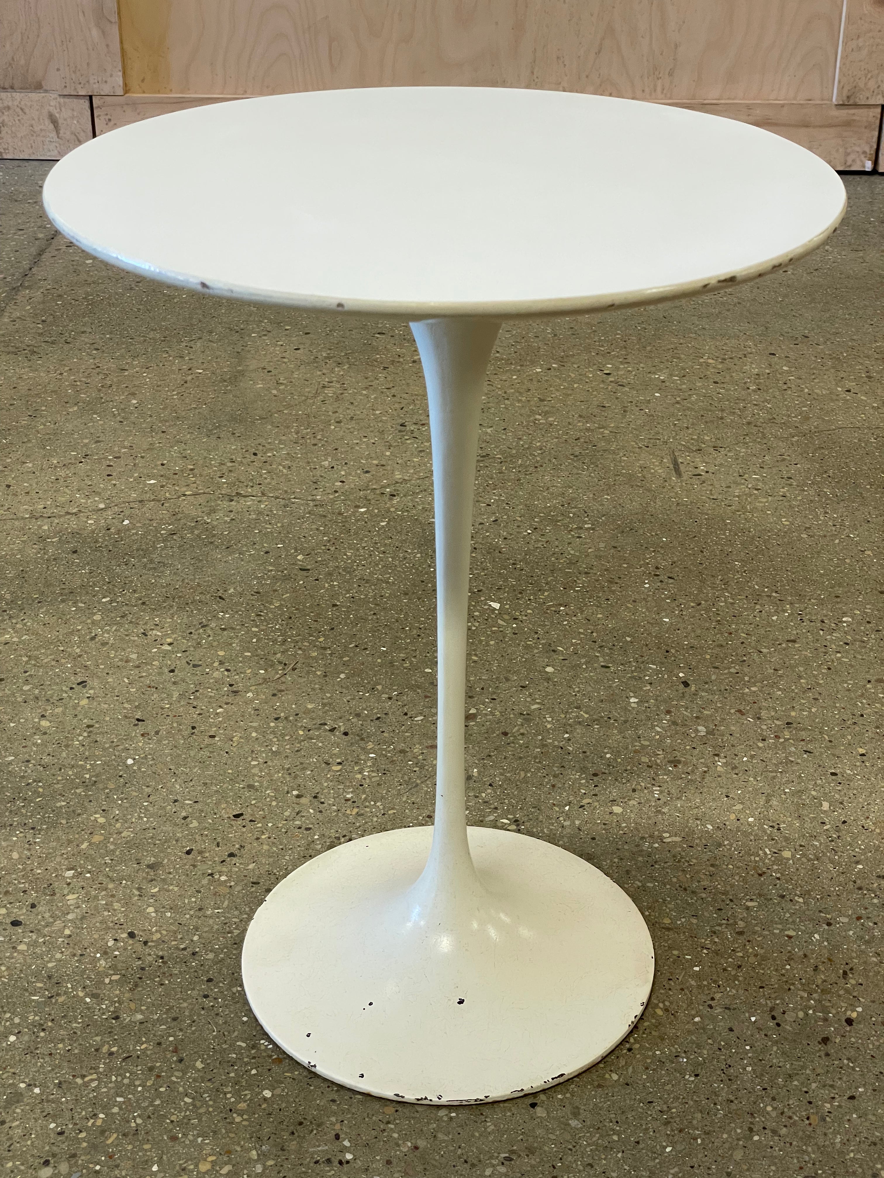 Saarinen Tulip Table